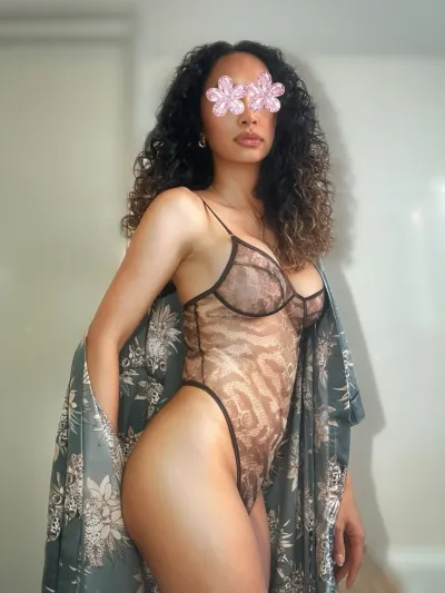 Kaya - Photo 2