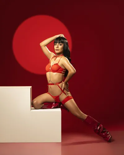 Linda - Photo 6